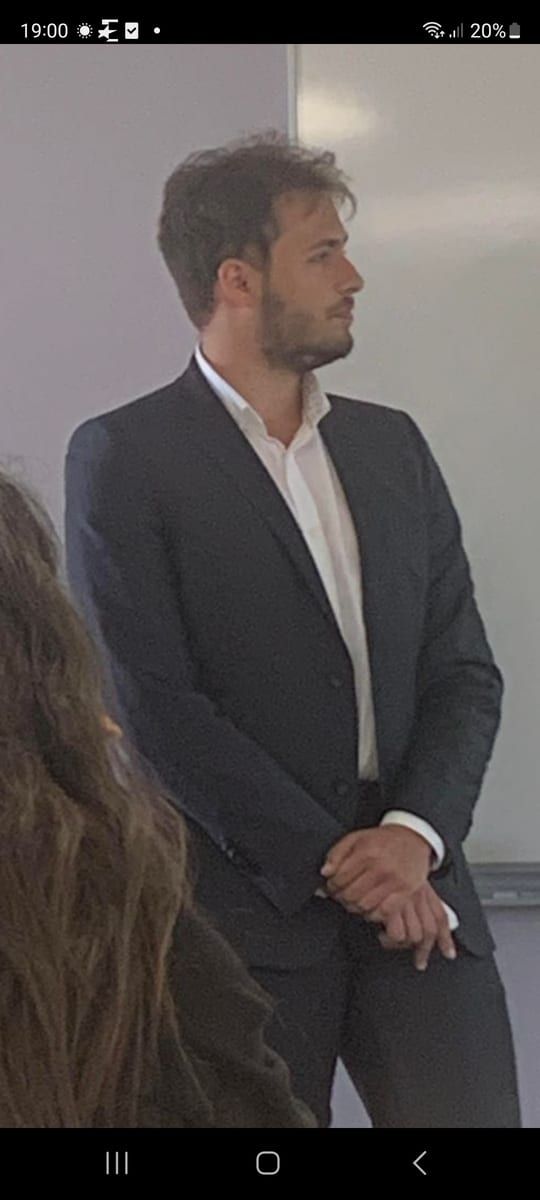 Profil de Kahis